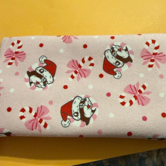 Makeup Junkie Buc-ees bag - Picture 4 of 5